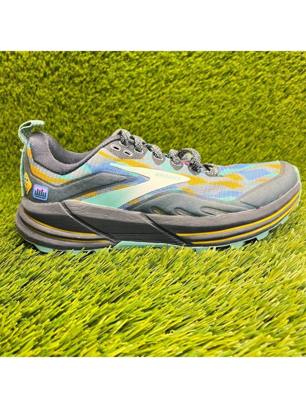 Brooks Cascadia 16 Womens Size 5.5 Blue Yellow Trail Running Shoes Sneakers